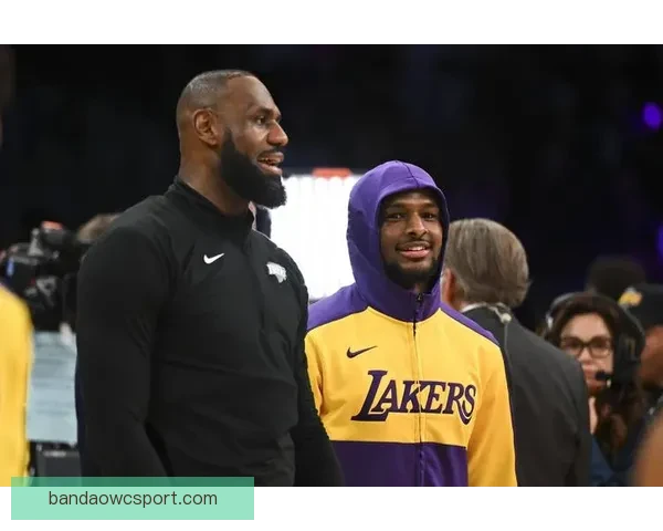 NBA劲敌崛起高薪股权吸引球星詹姆斯副手也参与加盟计划