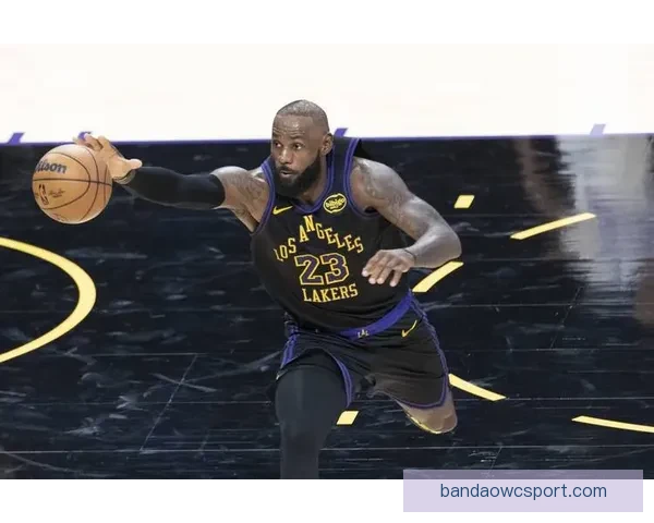 NBA劲敌崛起高薪股权吸引球星詹姆斯副手也参与加盟计划